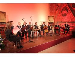 Itri Berlin'de Anıldı, Bergama Müzesi'nde Tekbirler Yankılandı