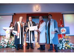 İeü'de Yeni Yılın İlk Dersini İtalya Eski Başbakanı Prodi Verdi