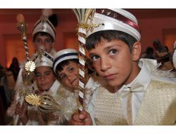 Polis Amcaları, İhtiyaç Sahibi 100 Çocuğu Sünnet Ettirdi