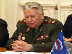 Rus General'den Obama'ya Afganistan Önerisi: "Ek Asker Parası İle Bölgeye Okul Ve Cami Yap, Daha Başarılı Olursun"