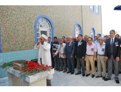 Neşet Ertaş İçin Gıyabi Cenaze Namazı Kılındı