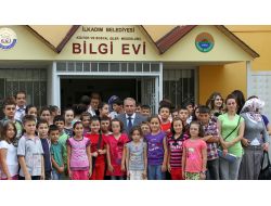 İlkadım Belediyesi Bilgi Evlerindeki Kitapları Yeniledi