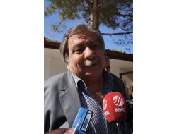 Sanatçı Dostları Ertaş’ı Son Yolculuğunda Yalnız Bırakmadı