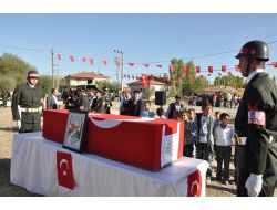 Şehit Demir, Gözyaşları İçinde Toprağa Verildi