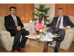 Vali Taşkesen: Birbirimize Katlanmaya Değil, Birbirimizi Sevmeye İhtiyacımız Var