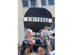 'Birkaç Psikopat, Öğrencilerimize Sevgimizi Azaltamaz'