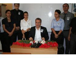 Sevilay Öğretmen, Veli Sözleşmesi İmzalanırken Bıçaklanmış