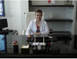 'Yazın Yıpranmış Cildi Tazelemek İçin Nemlendirici Kullanmak Şart'