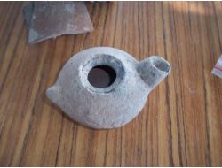 İsos Antik Kenti'nde 1700 Yıl Önce Kulanılan Kandil Bulundu