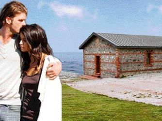 Behlül'le Bihter'in aşk yuvasının geceliği  1.500 $!!