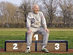 100 Yaşındaki Avusturyalı Atlet İki Altın Madalya Kazandı