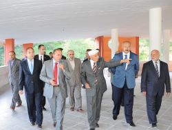 Vali Kızılcık'tan İşadamlarına Memleketinize Yatırım Yapın Çağrısı