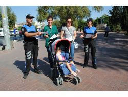 Polis Vatandaşları Hırsızlıklara Karşı El İlanıyla Uyardı