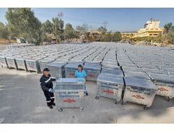 Konak Belediyesi'nin Yeni Çöp Konteynerleri Sokaklarda