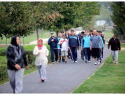 Dündar, Halkla Sabah Sporunda Buluşuyor