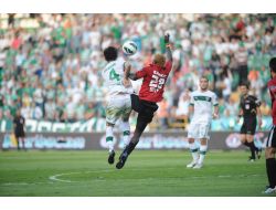 Bursaspor: 0 - Gaziantepspor: 1 (İlk Yarı)