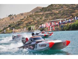 Dünya Offshore Şampiyonası'nın 11. Yarışını Eci Men Cosmetics Kazandı