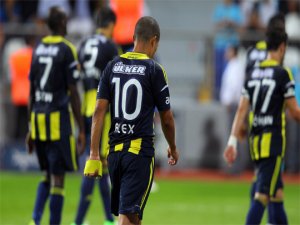 Kasımpaşa yenilgisi Fenerbahçe'yi karıştırdı