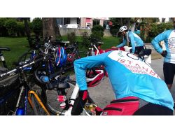 Kansere Dikkat Çekmek İçin Bin 600 Kilometre Pedal Çevirecekler