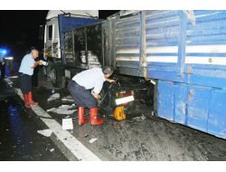 Lastiği Patlayan Tır Alev Aldı