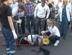 Otoyoldan Karşıya Geçmeye Çalışan Yaşlı Adam Ağır Yaralandı (Özel)