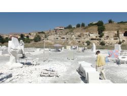 Heykellerini Hasankeyf İçin Yaptılar