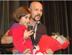 Bitlis Emniyetinden Çocuklar İçin Stand Up Gösterisi