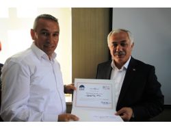 Belediye Başkanı Özden’den Hayırseverlere Teşekkür Belgesi