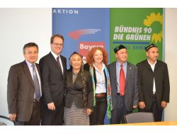 Bavyera Meclisi'nde Uygur Sempozyumu