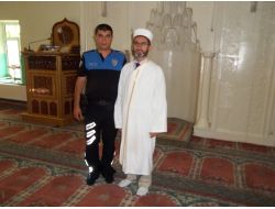 Toplum Destekli Polisler Camileri Ziyaret Etti