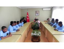 Somalili Öğrenciler Çay Ve Aksoy’u Ziyaret Etti