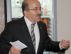 Başkan Gümrükçüoğlu, Esnafla Kahvaltıda Buluştu