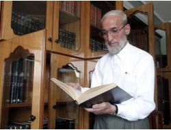 Emekli Malatya Müftüsü, 4 Bin Kitaplık Kütüphanesini Üniversiteye Bağışladı