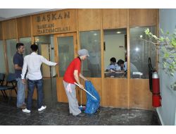 Balkesir Belediye Başkanı Ok Ve Yardımcısının Darp Edildiği İddiası