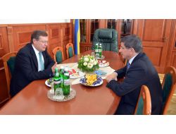 Davutoğlu, Ukrayna'nın Büyükelçilerine Hitap Etti