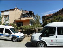 Kadın Evinde Ölü Bulundu