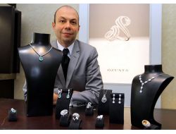 İzmir'de Bir Kuyumcu Silahlı Saldıya Uğradı