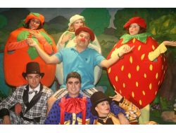 Kaktüs Sanat’ta Perde ‘meyveli Palyaço’ İle Açıldı