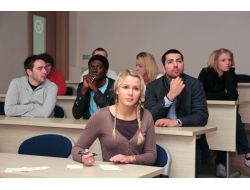 Yaşar Üniversitesi Japonca, Çince Ve Portekizce Rehberleri Yetiştiriyor