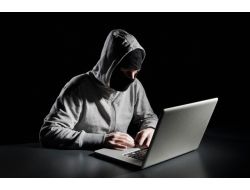 Önemli Bilgi Ve Dosyalarınızı Bilgisayarınıza Kaydetmeden Bir Daha Düşünün