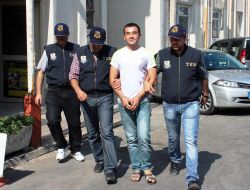 Aranan Molotofçu Yakalandı