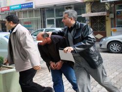 Turgutlu'da Tecavüz Zanlısı İki Kardeş Yakalandı