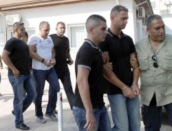 Rum Polislerin Kktc'de Tutuklanması Rum Basınında Geniş Yer Buldu