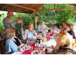 Belediye Başkanı Yılmaz’dan Hanımlara 'Gün' Sürprizi