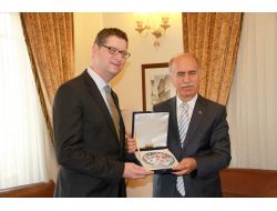 Hessen Heyetinden Eğitim Ve Gençlik İşbirliği İçin Bursa Valiliği'ne Ziyaret