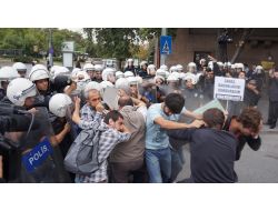 Suriye Tezkeresi Eylemine Polisten Gazlı Müdahale