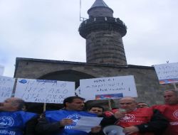 Kamu Sen, İsviçre'nin 'minare Yasağını' Protesto Etti