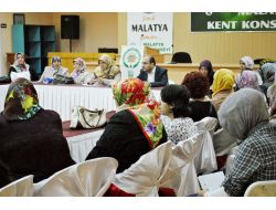 "Kadınlar Erkeklerin Göremediğini Görüyor"