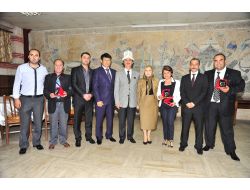 Avrasya’dan Başkan Keskin’e ‘üstün Hizmet Nişanı’