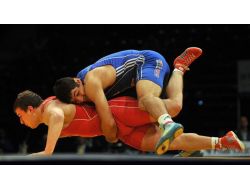 Üniversitelerarası Güreş Şampiyonası'nda 2. Altın Taha'dan